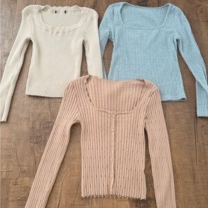 Women’s Sweater Bundle Size Large